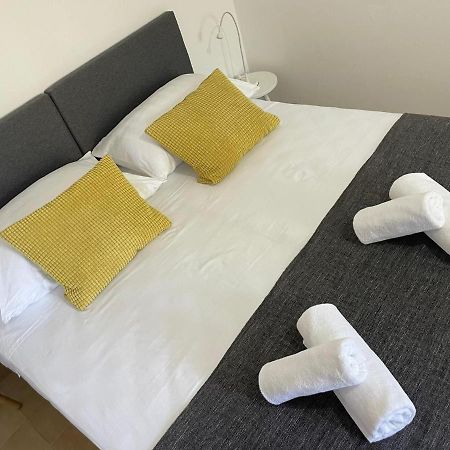 טיסנו Belvilla Apartments In Holiday Resort Jezera Village, Island Murter מראה חיצוני תמונה