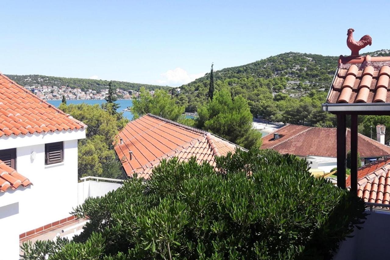 טיסנו Belvilla Apartments In Holiday Resort Jezera Village, Island Murter מראה חיצוני תמונה