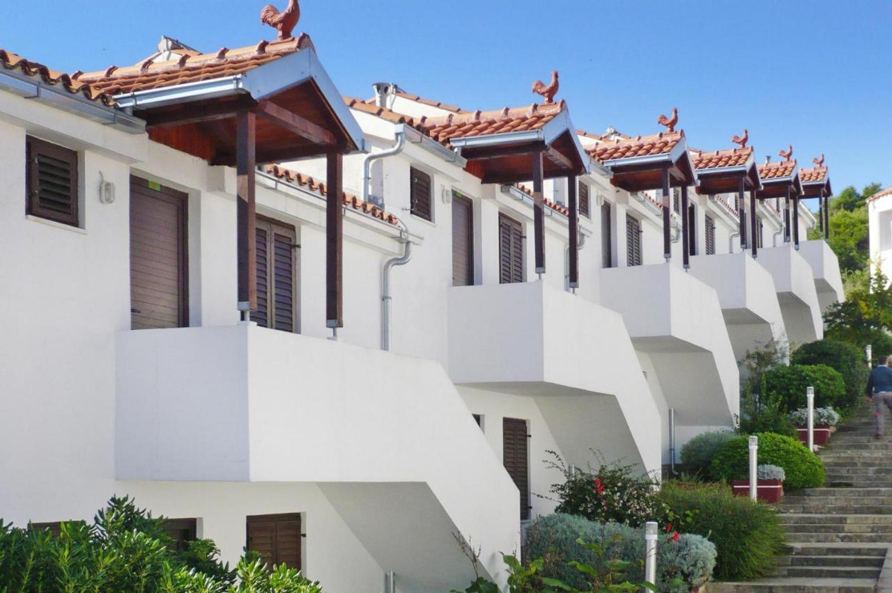 טיסנו Belvilla Apartments In Holiday Resort Jezera Village, Island Murter מראה חיצוני תמונה